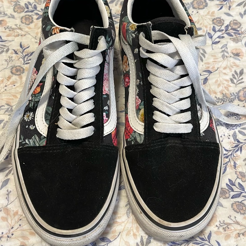Floral vans